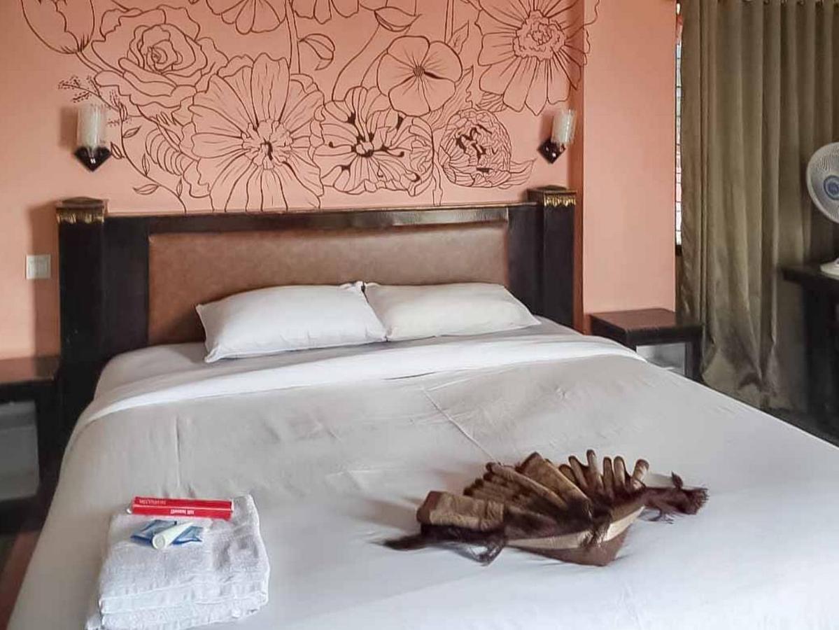 Hotel Ananda Syariah Redpartner Bukittinggi Eksteriør bilde